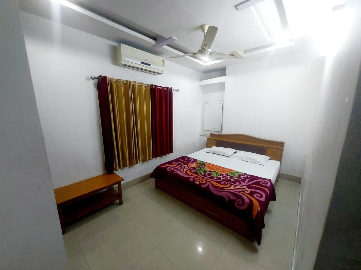 Hotel Shree Prayag Nathdwara Ngoại thất bức ảnh